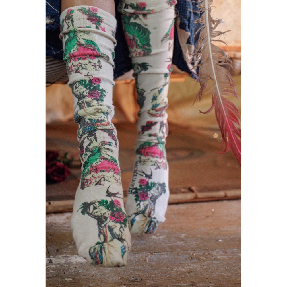 Magnolia Pearl La Dame Marie Antionette Knee High Cream Pink Green Socks NWT